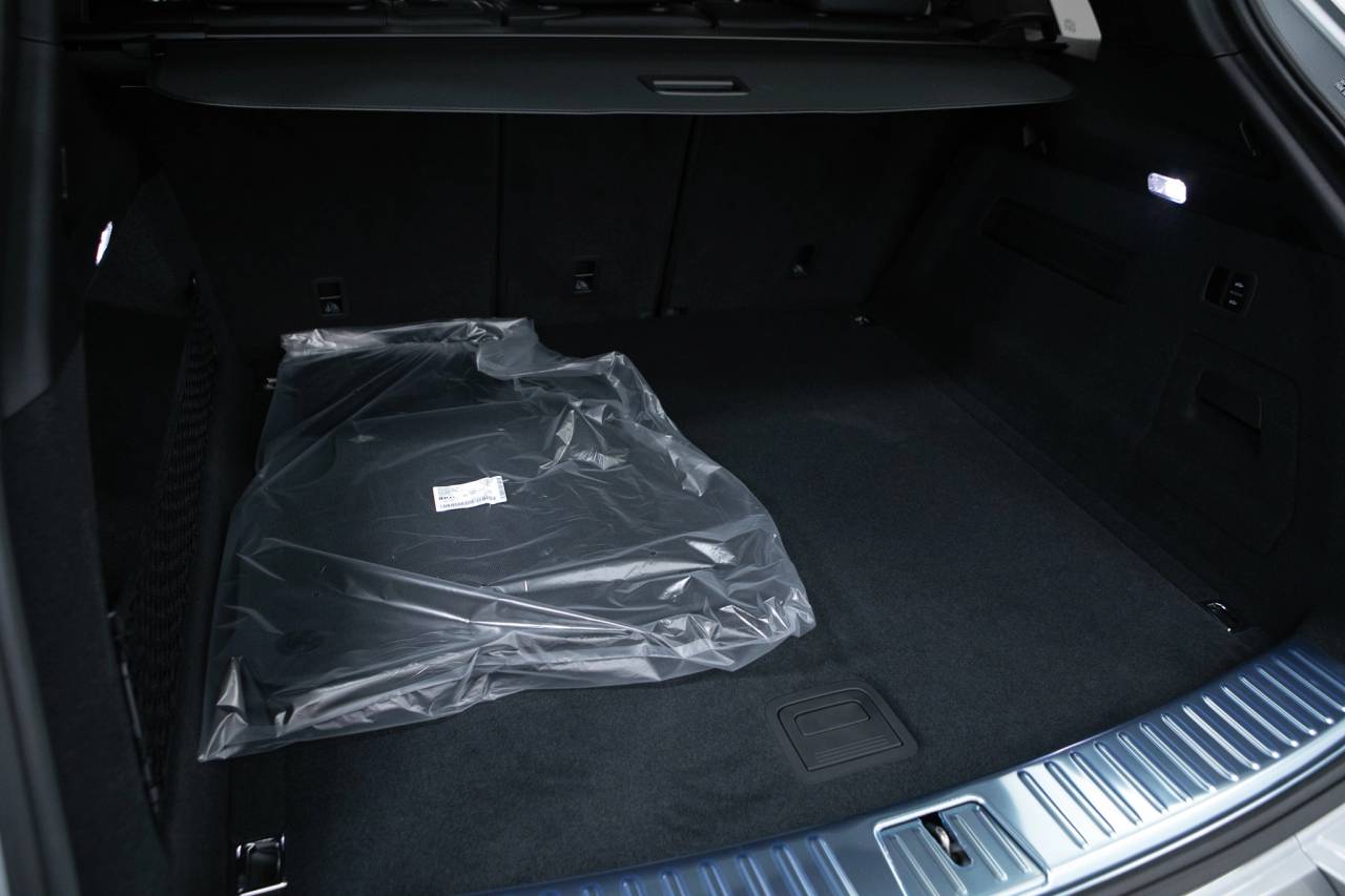 Thumbnail: 2026 Porsche Cayenne - 40