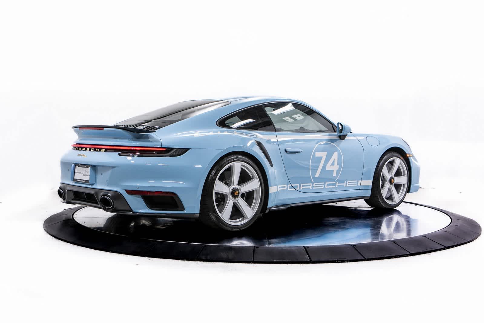 Thumbnail: 2025 Porsche 911 - 7