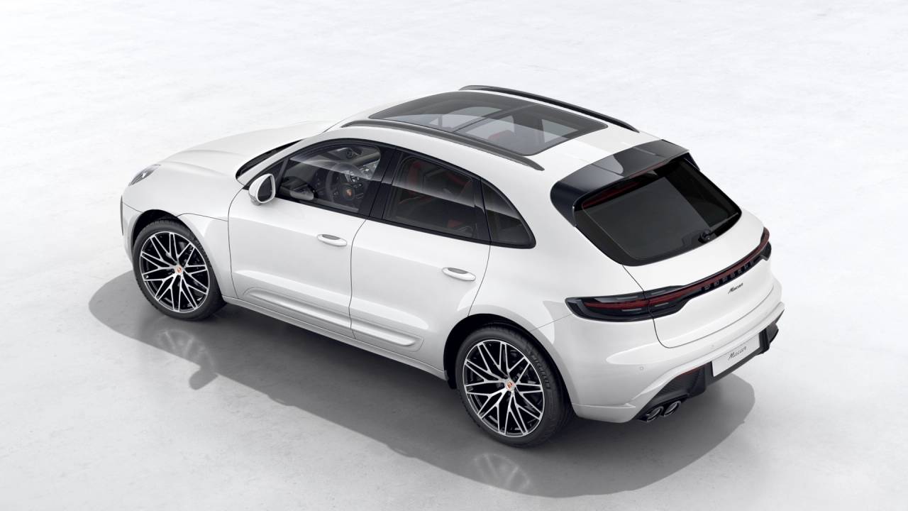 Thumbnail: 2026 Porsche Macan - 4
