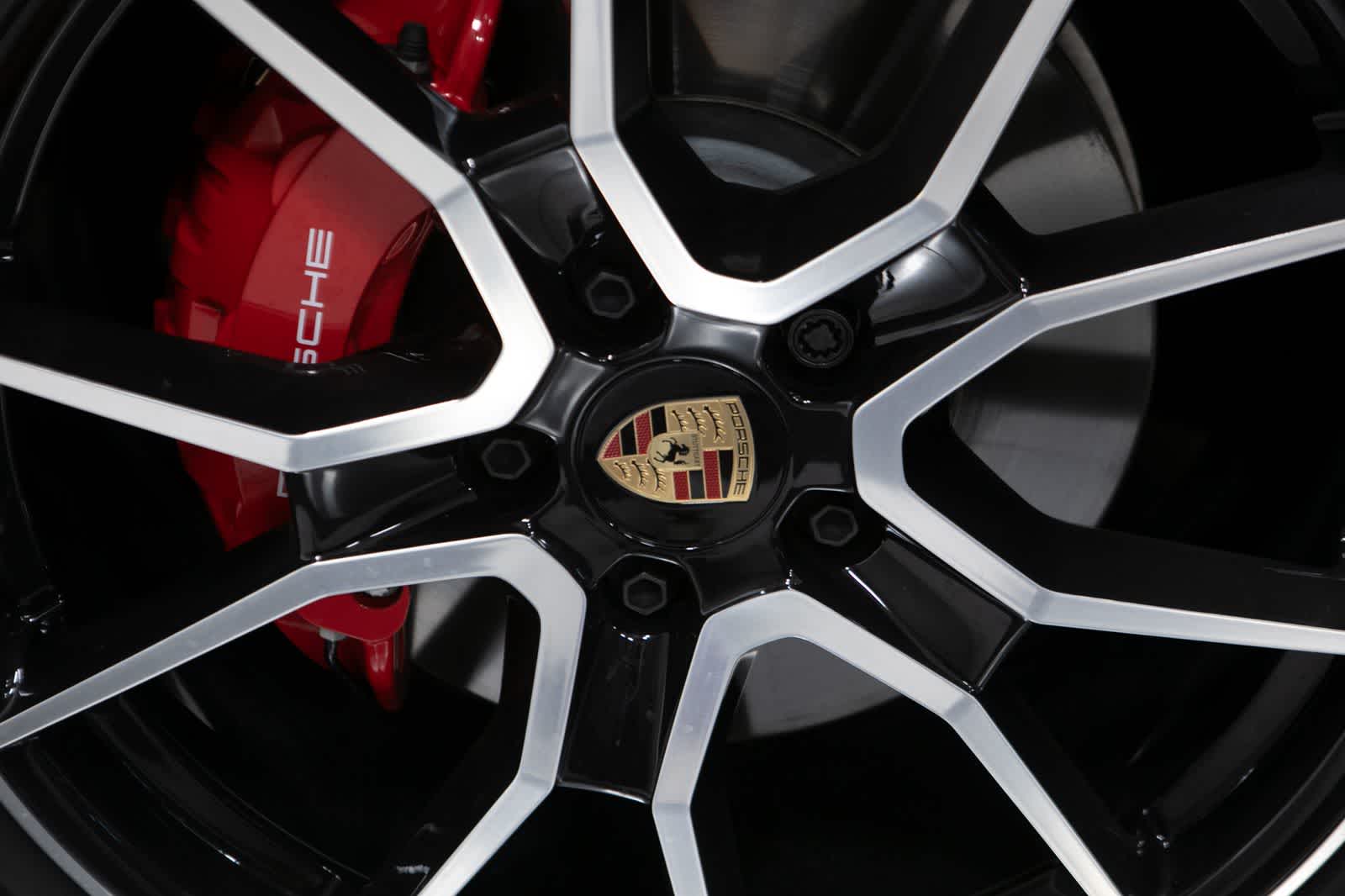 Thumbnail: 2025 Porsche Taycan - 11