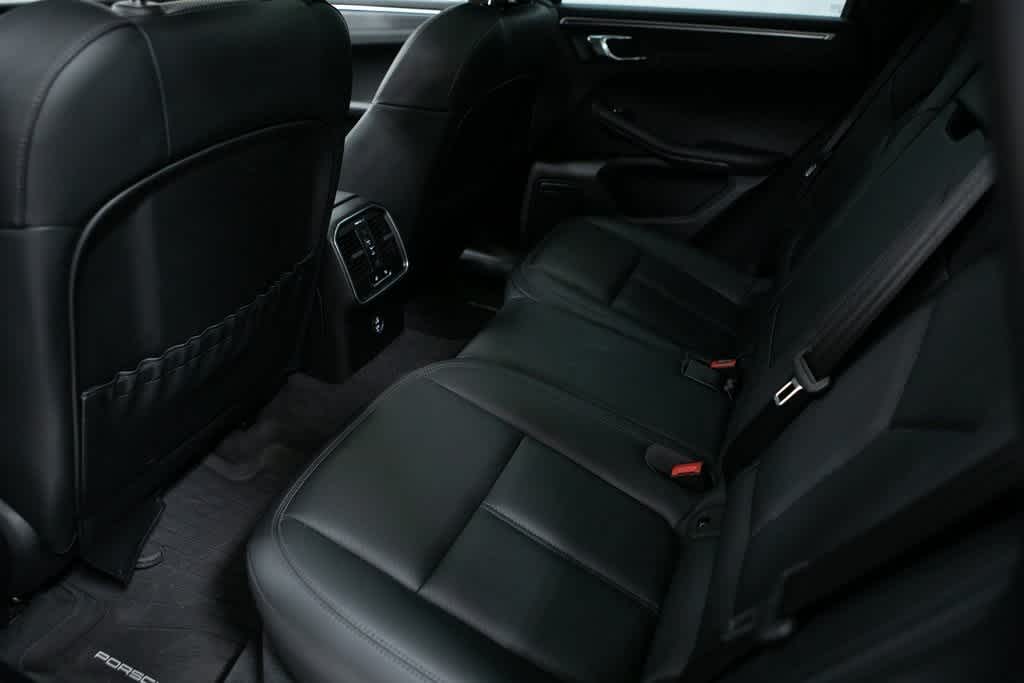 2023 Porsche Macan GTS 33