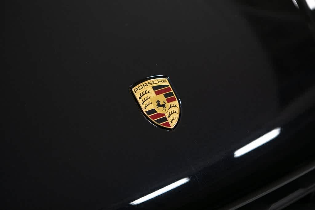 Thumbnail: 2025 Porsche Macan - 19
