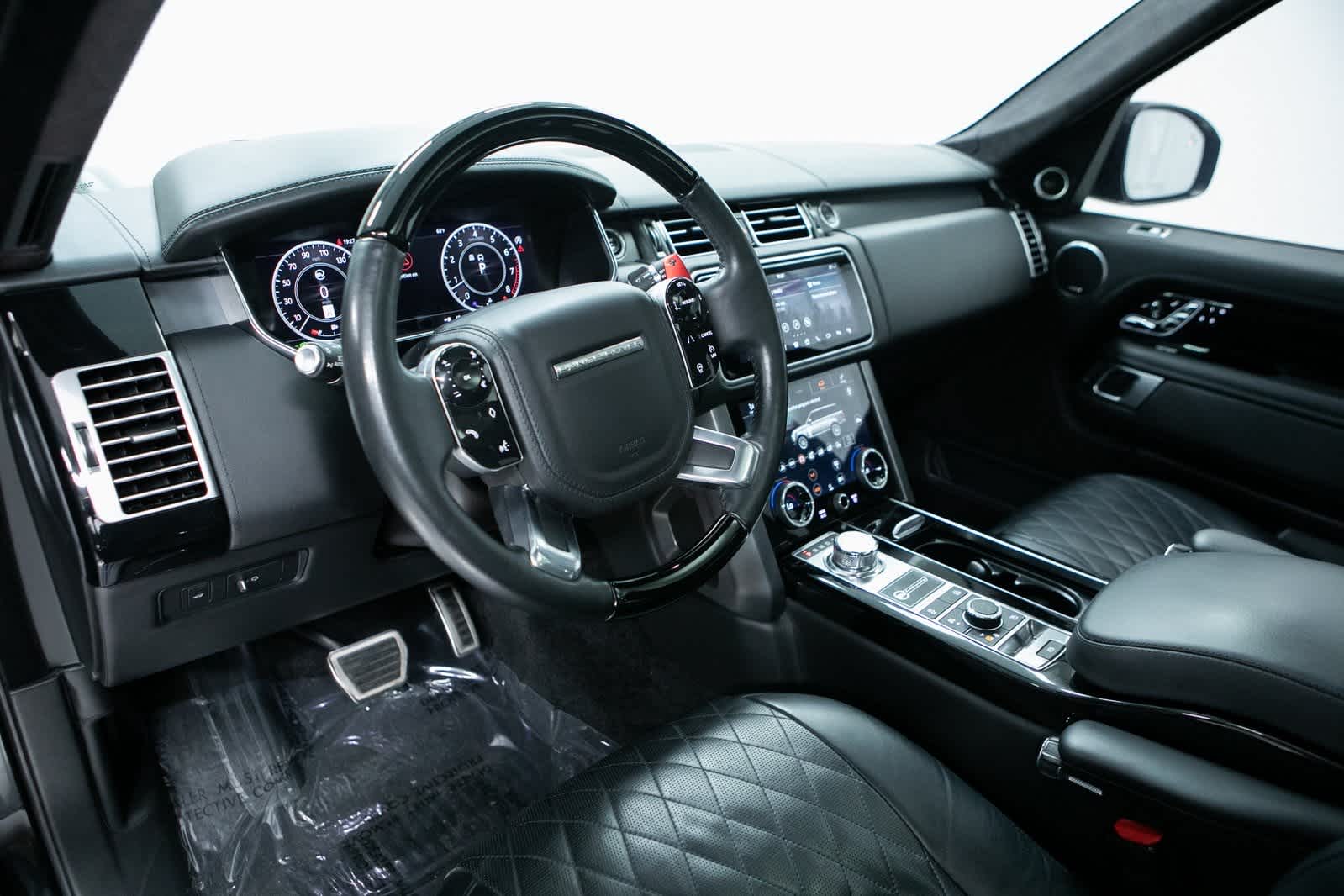 Thumbnail: 2021 Land Rover Range Rover - 4