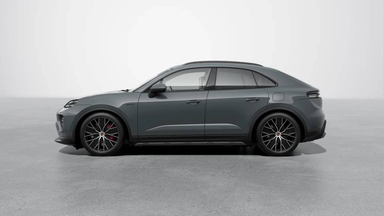 Thumbnail: 2025 Porsche Macan - 2