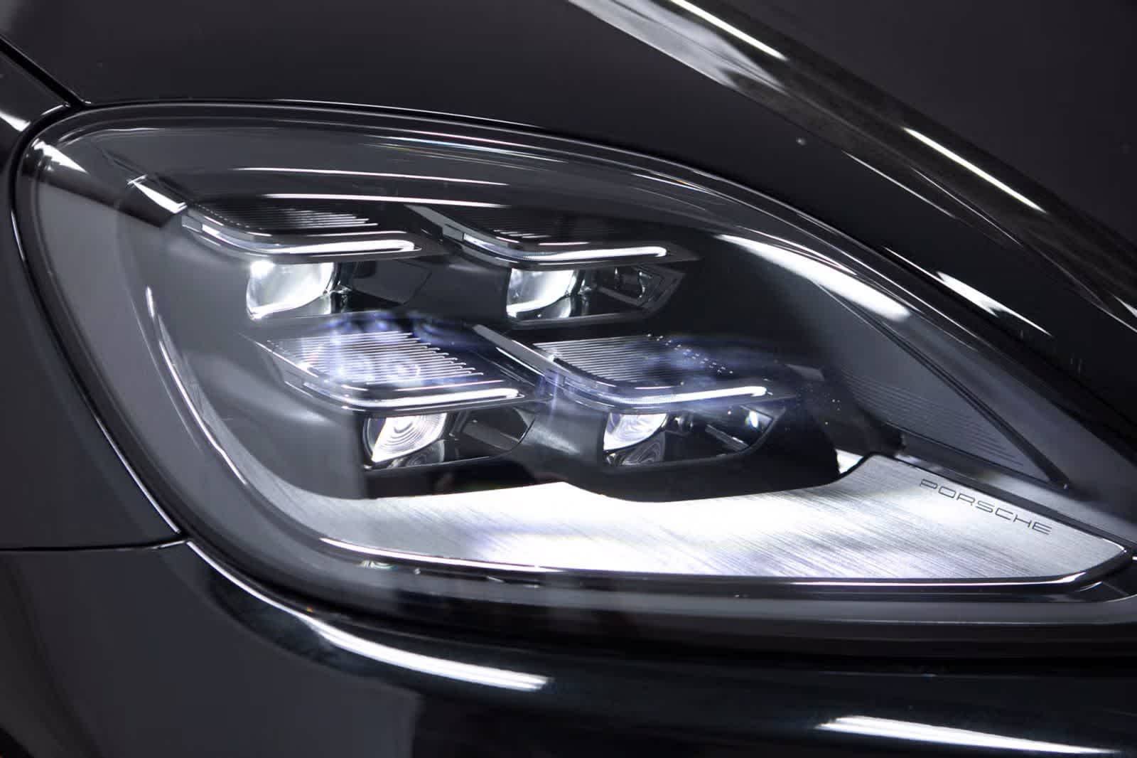 Thumbnail: 2026 Porsche Cayenne - 15