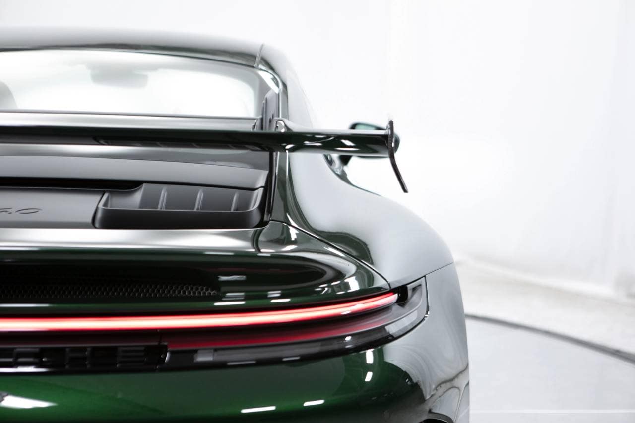 Thumbnail: 2026 Porsche 911 - 18