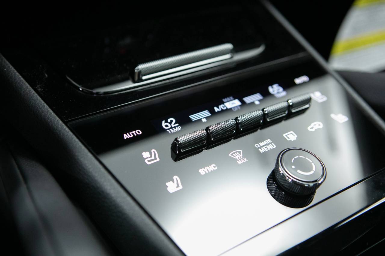 Thumbnail: 2026 Porsche  - 28