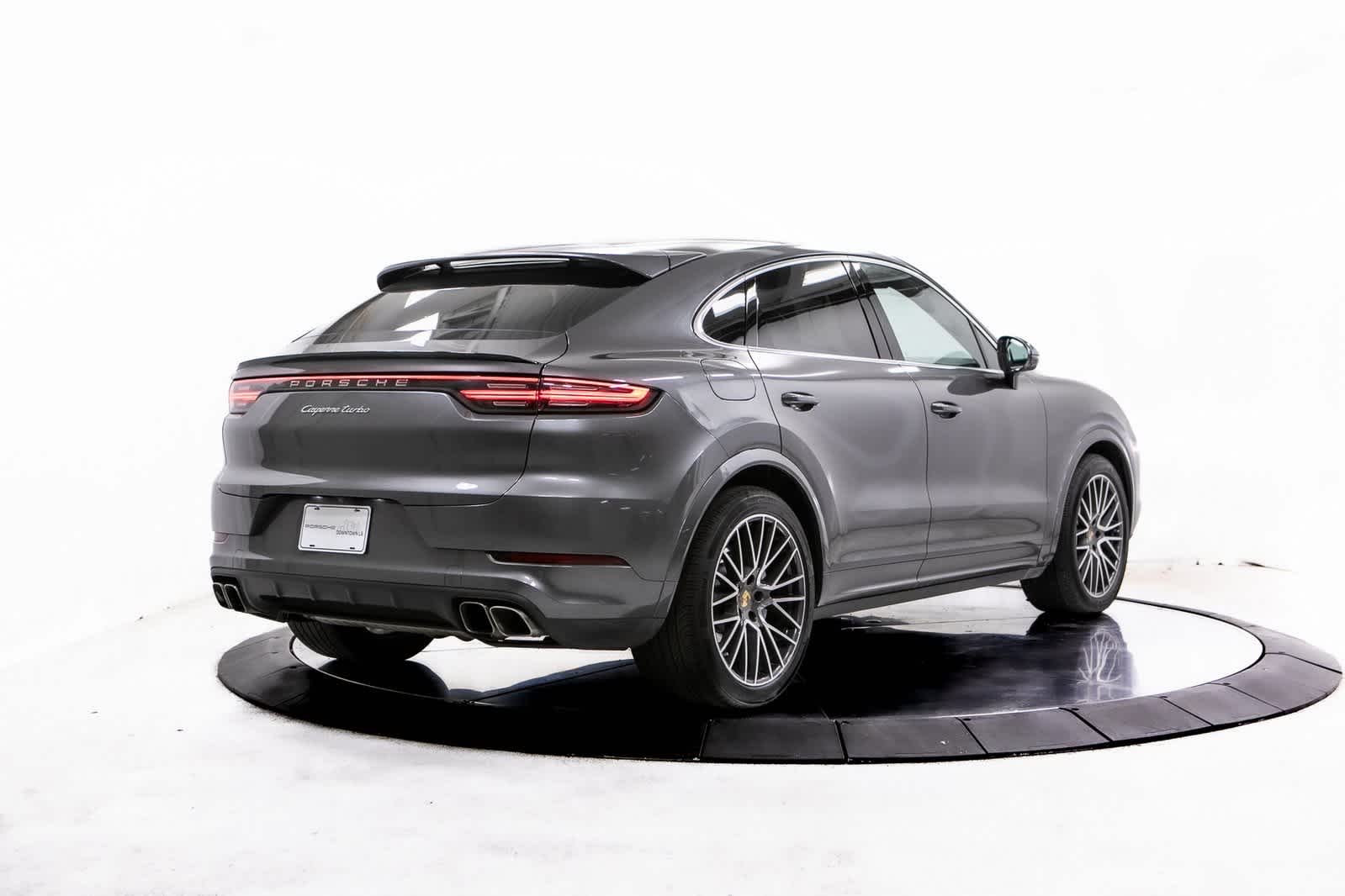 Thumbnail: 2022 Porsche Cayenne - 7