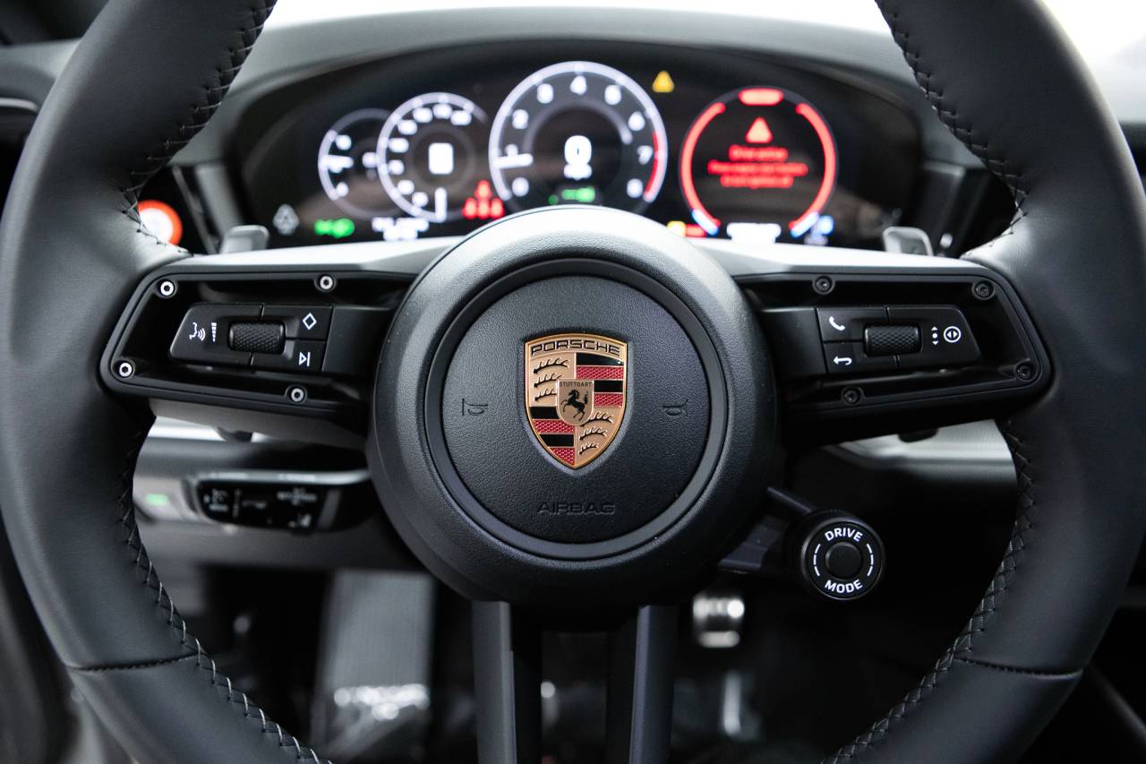 Thumbnail: 2026 Porsche  - 21