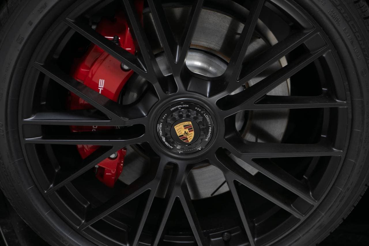 Thumbnail: 2026 Porsche Panamera - 11