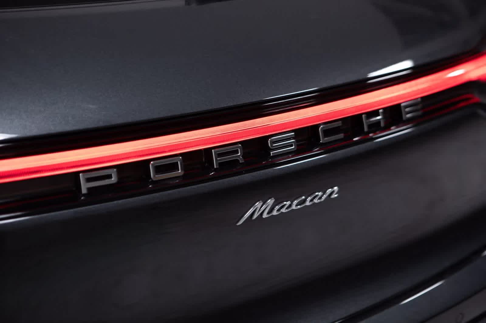 Thumbnail: 2026 Porsche Macan - 36