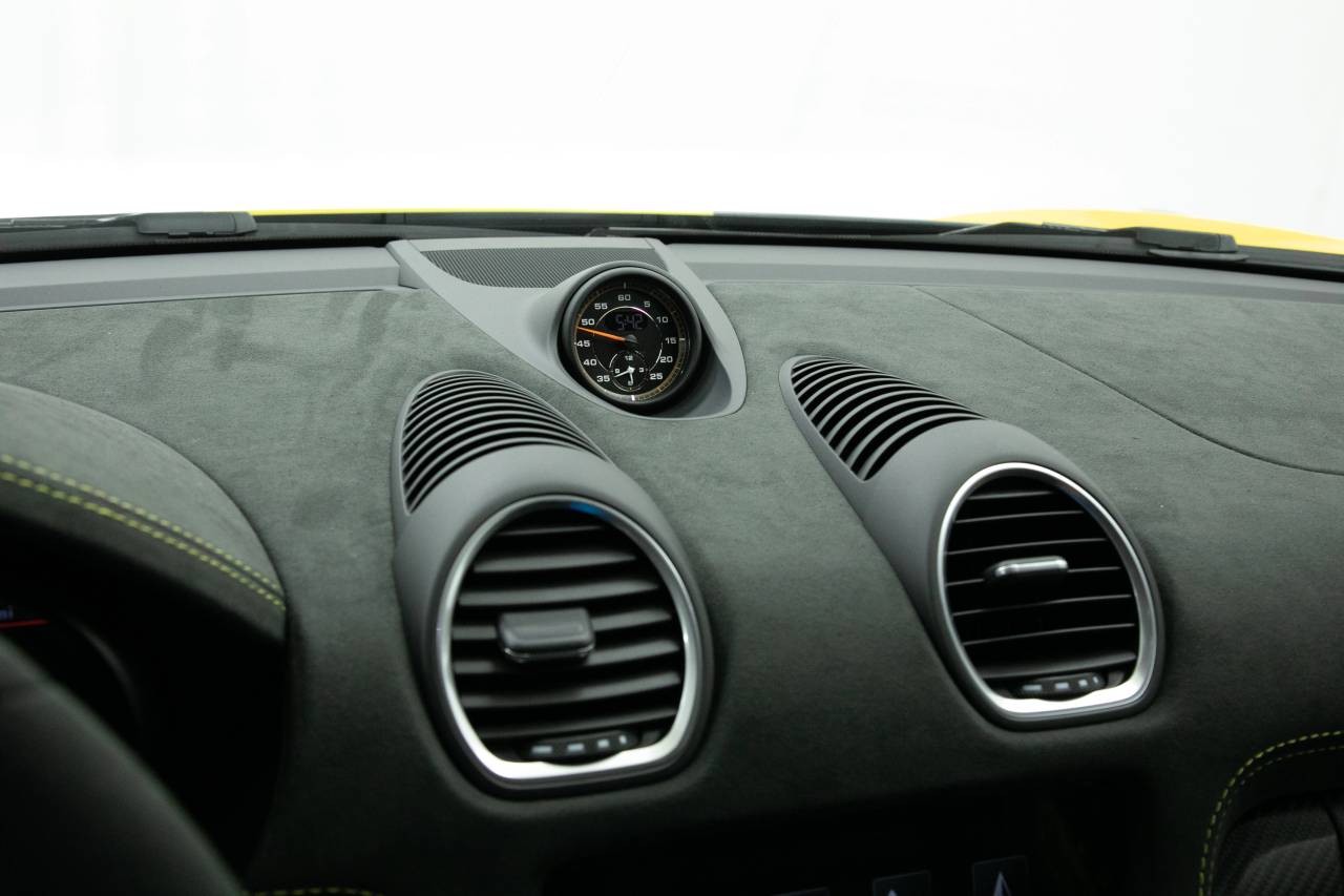 Thumbnail: 2025 Porsche 718 Cayman - 32