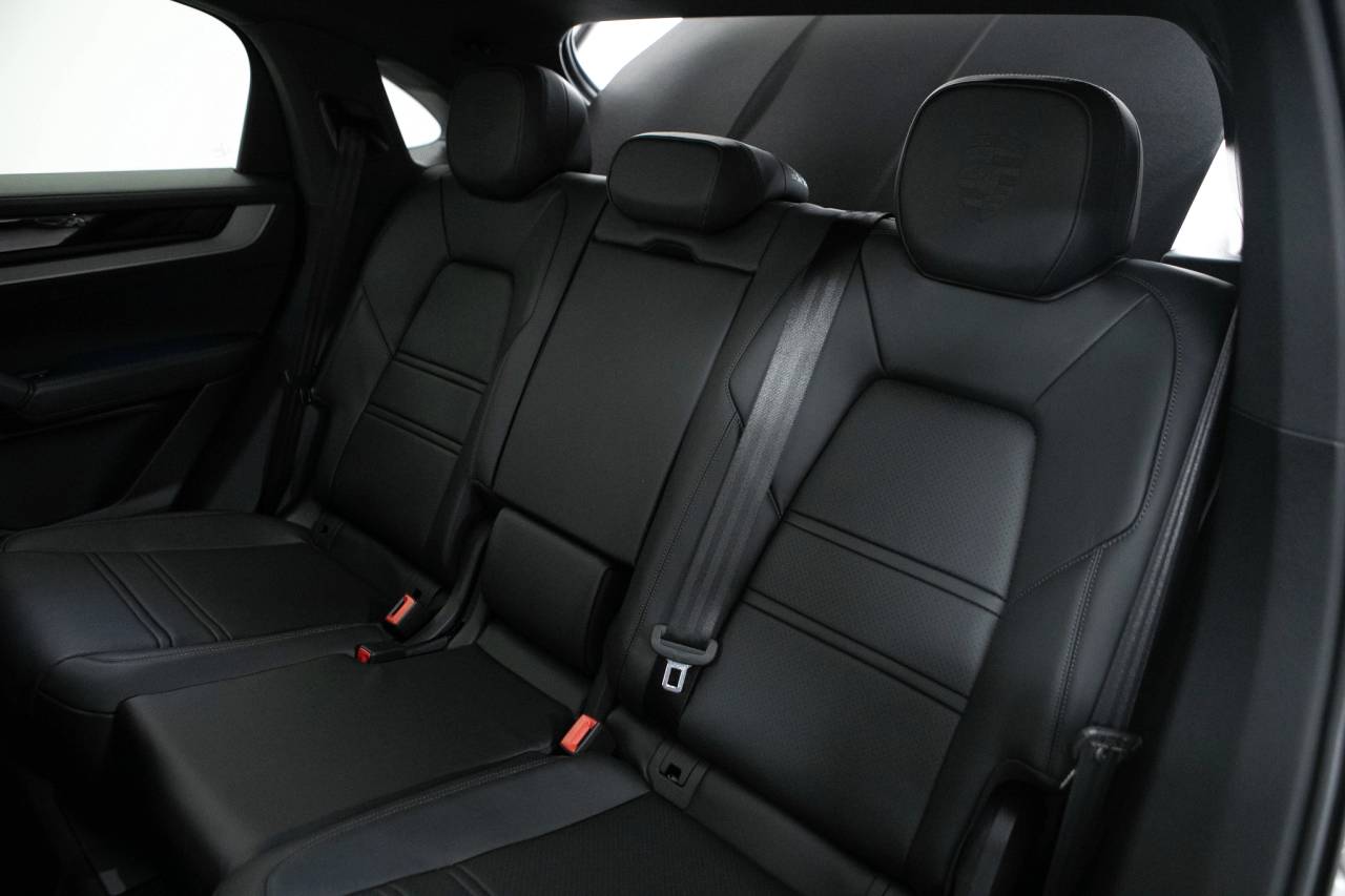 Thumbnail: 2026 Porsche  - 39