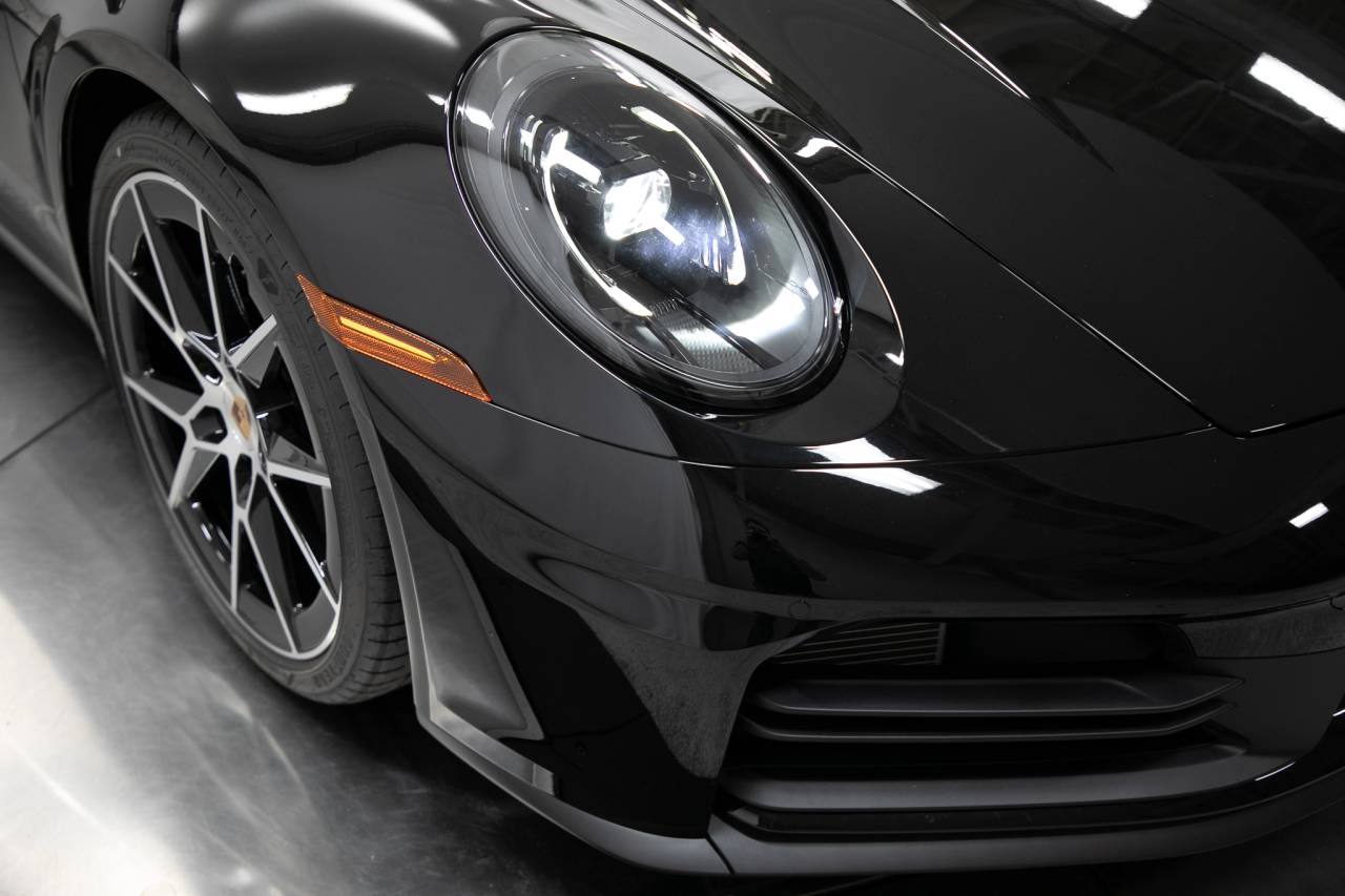 Thumbnail: 2025 Porsche 911 - 14