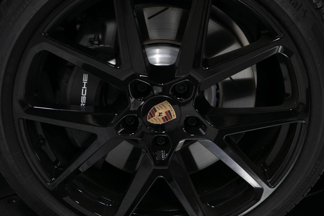 Thumbnail: 2026 Porsche Panamera - 11