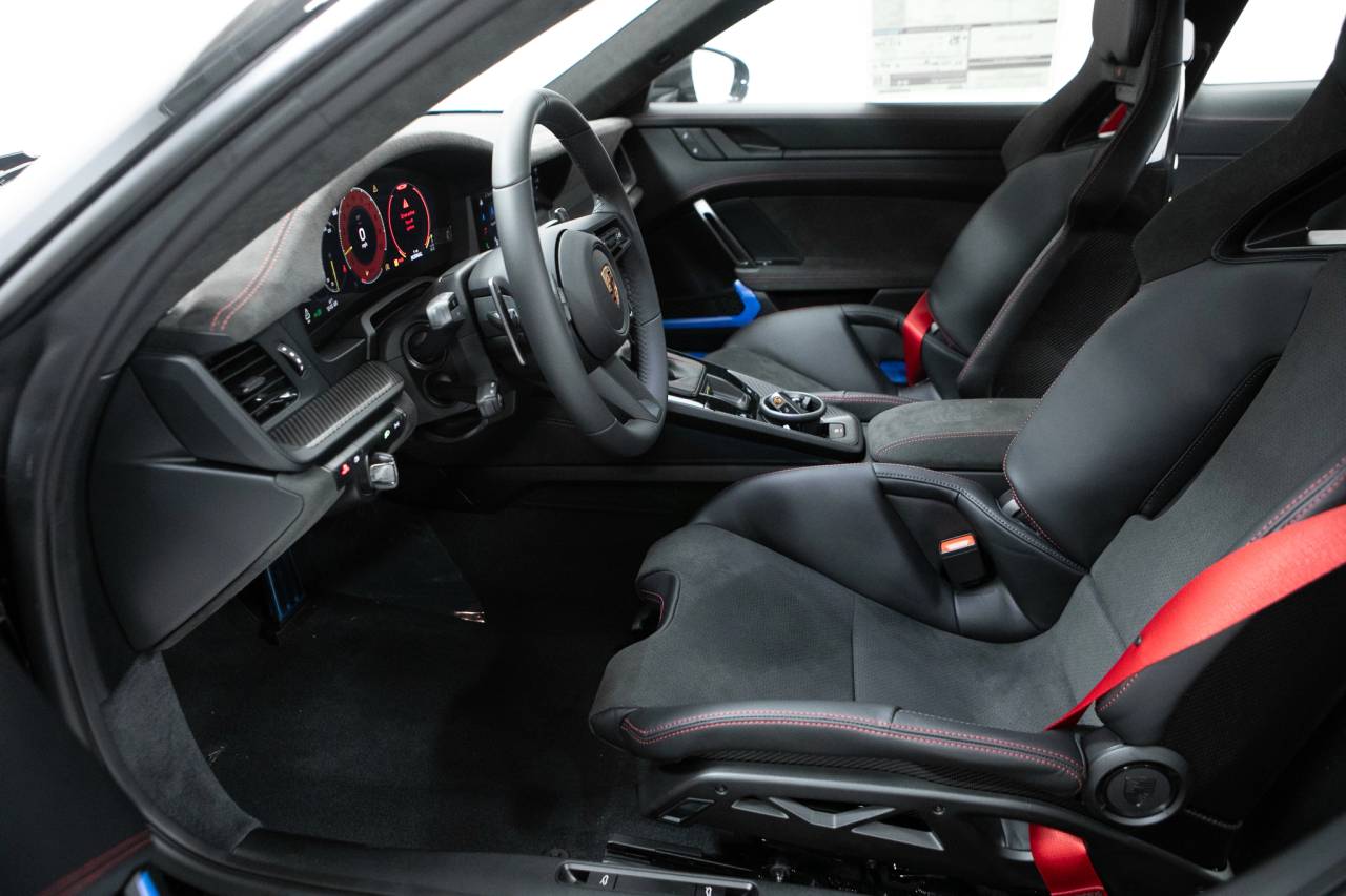 Thumbnail: 2026 Porsche 911 - 23