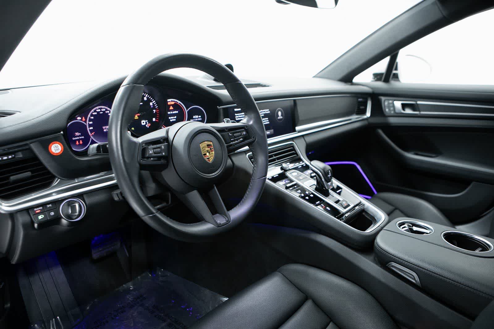 Thumbnail: 2023 Porsche Panamera - 4