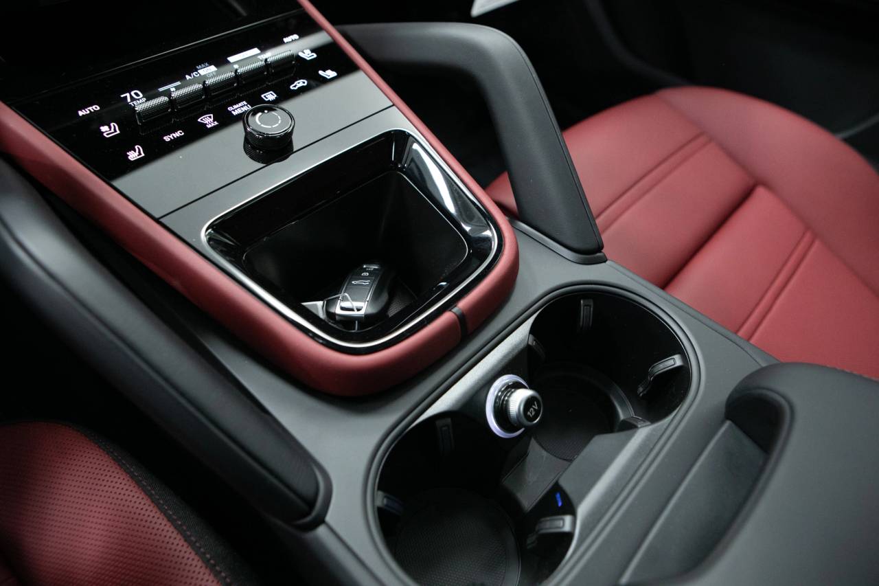 Thumbnail: 2026 Porsche  - 34