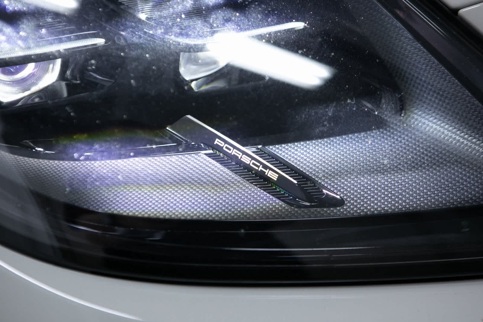 Thumbnail: 2025 Porsche Panamera - 33