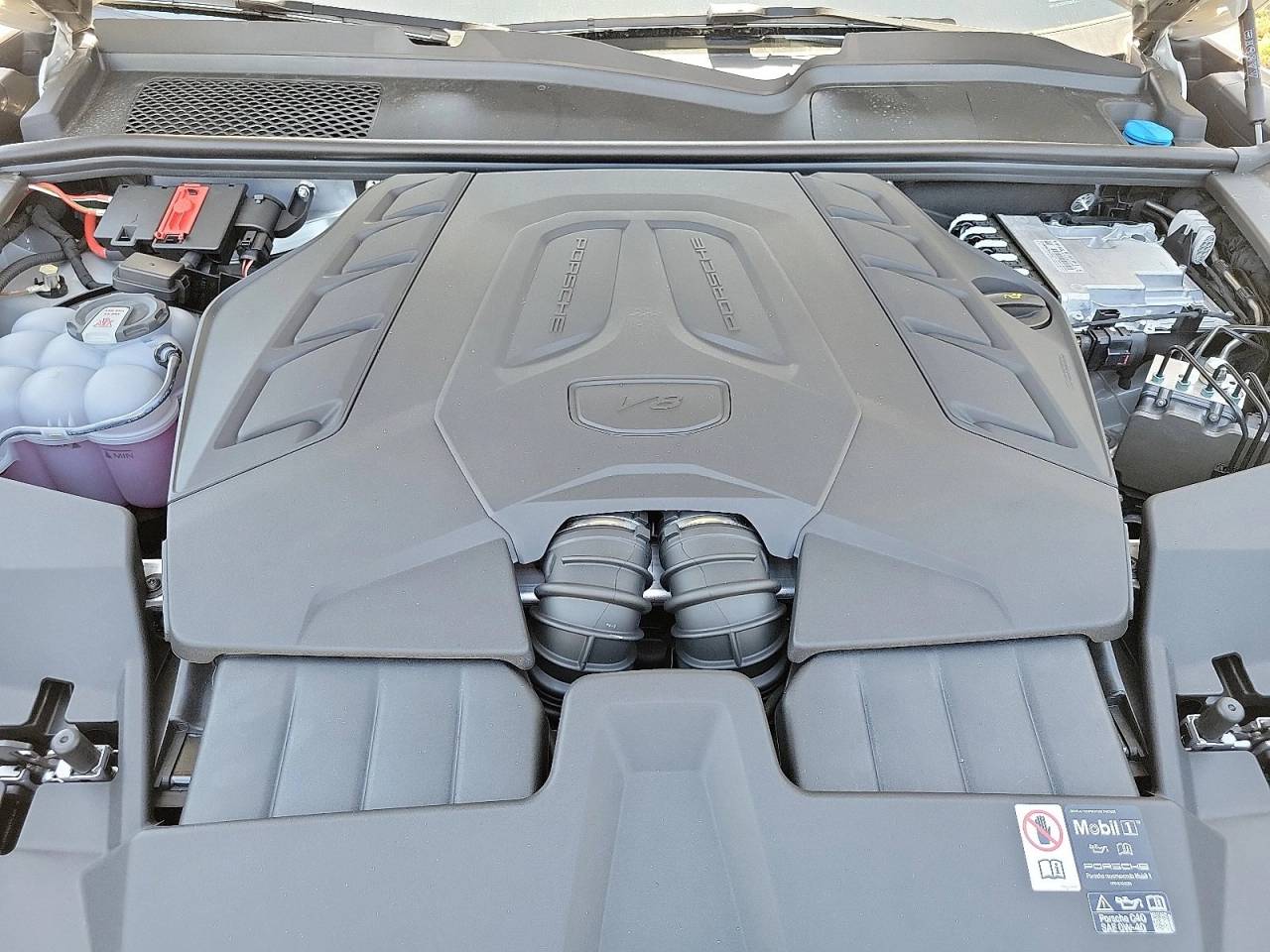 Thumbnail: 2026 Porsche Cayenne - 34