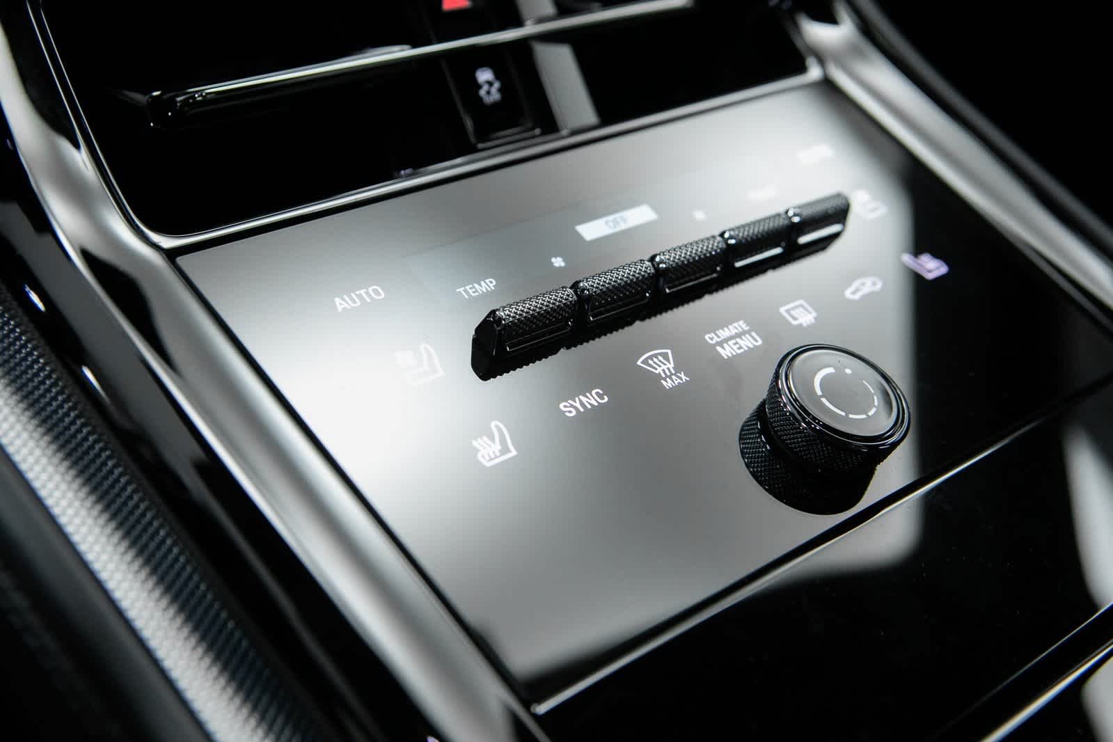 Thumbnail: 2025 Porsche Panamera - 22