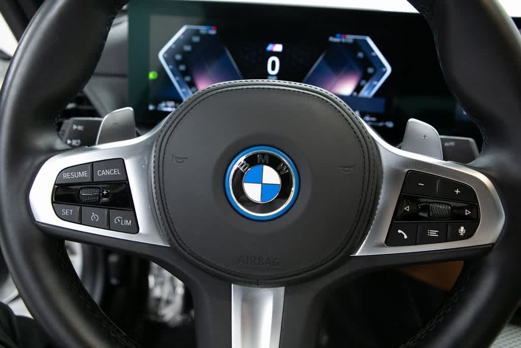 Thumbnail: 2023 BMW 3 Series - 14