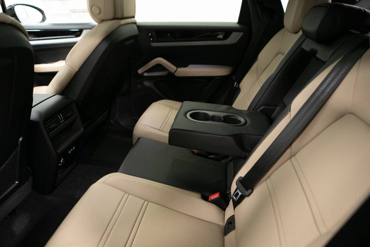 Thumbnail: 2026 Porsche  - 36