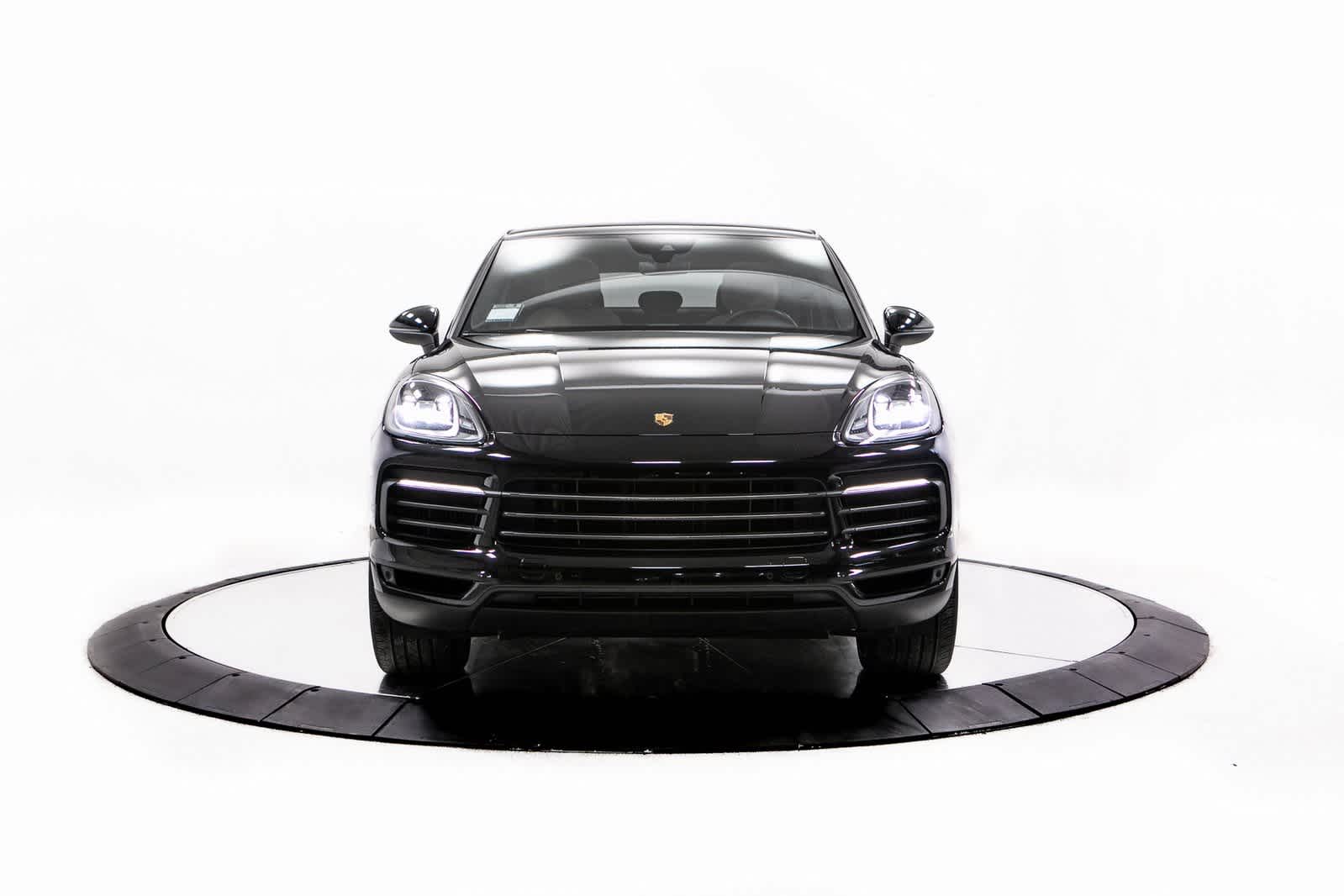 Thumbnail: 2022 Porsche Cayenne - 8