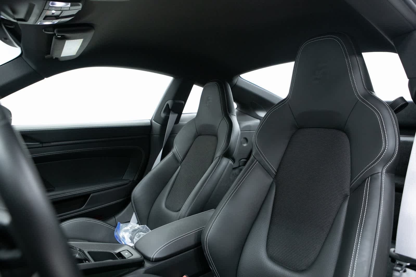 Thumbnail: 2022 Porsche 911 - 5