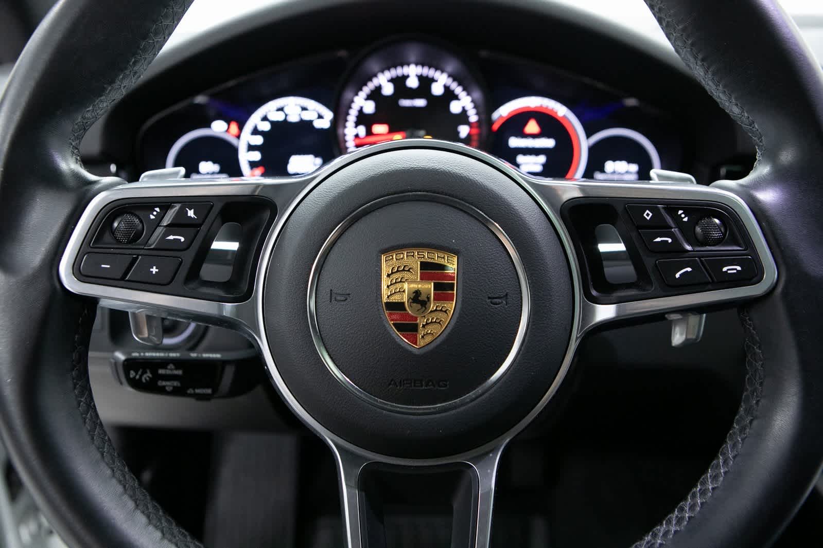 Thumbnail: 2022 Porsche Cayenne - 14