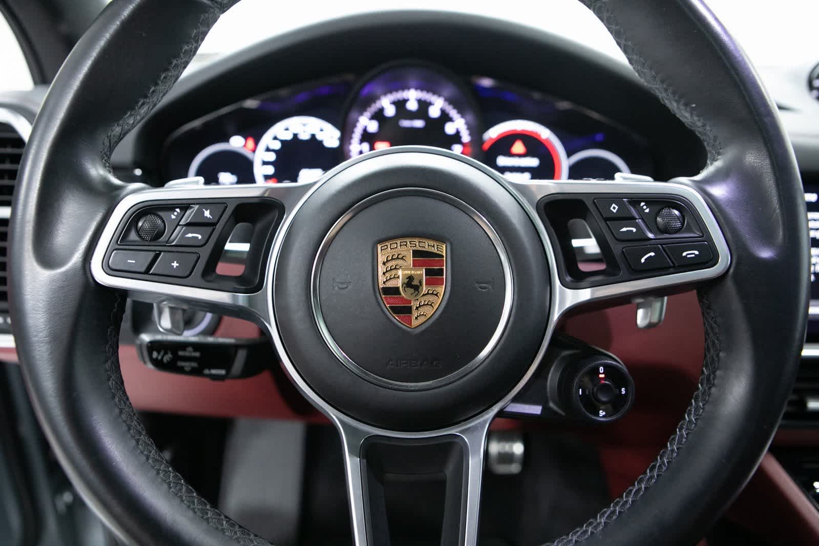 Thumbnail: 2022 Porsche Cayenne - 14