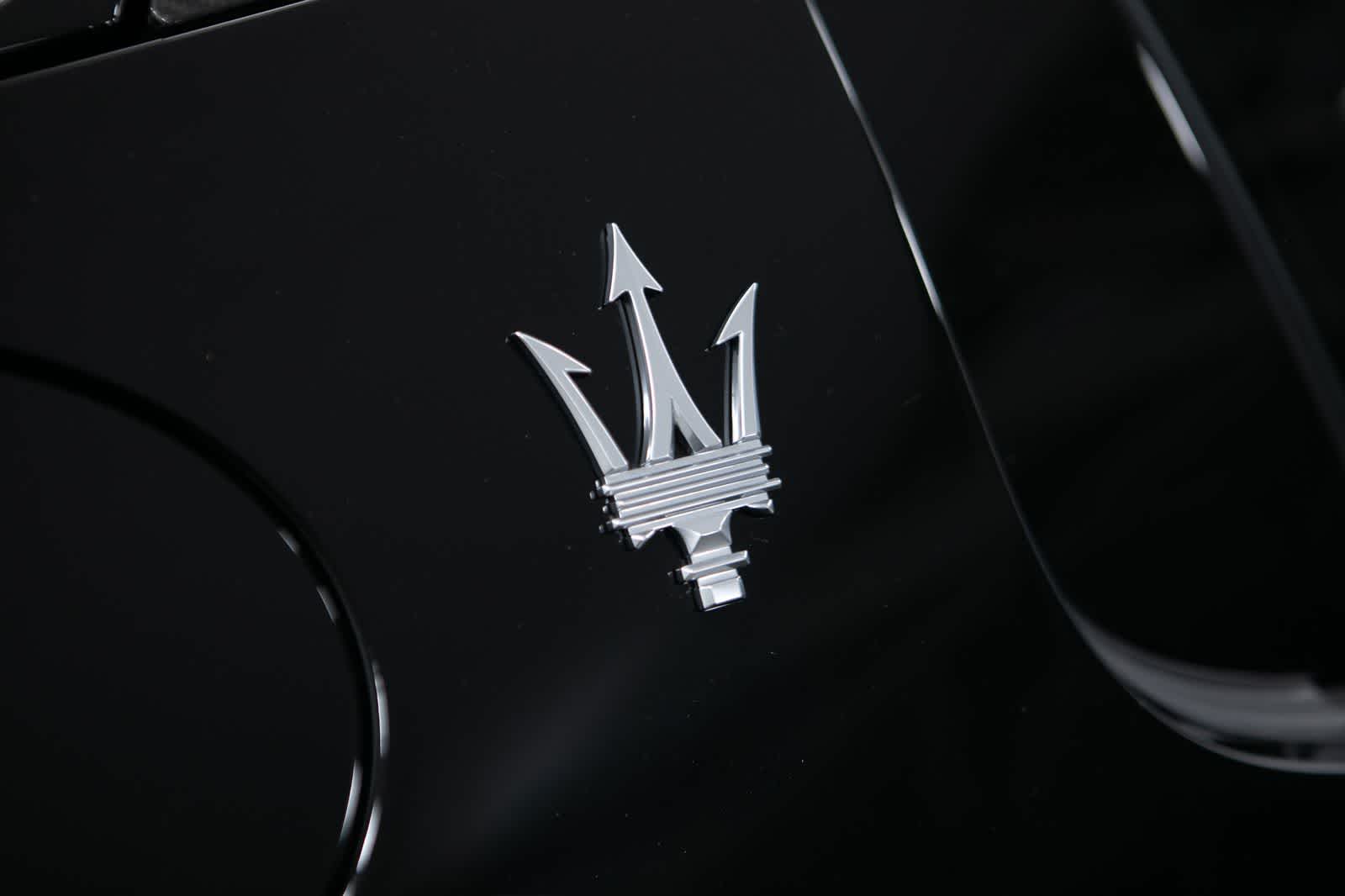 Thumbnail: 2023 Maserati MC20 - 21