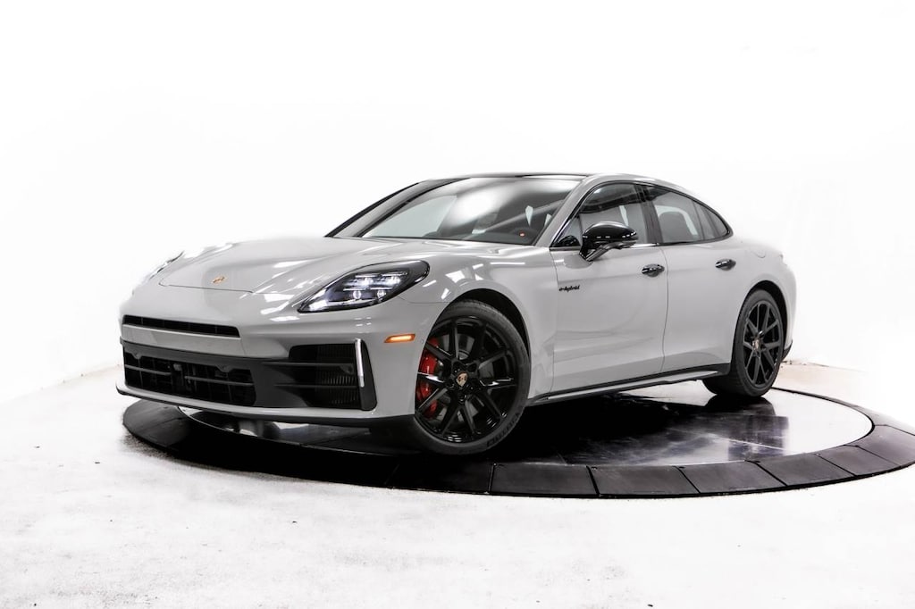 New 2026 Porsche Panamera E-Hybrid 4S