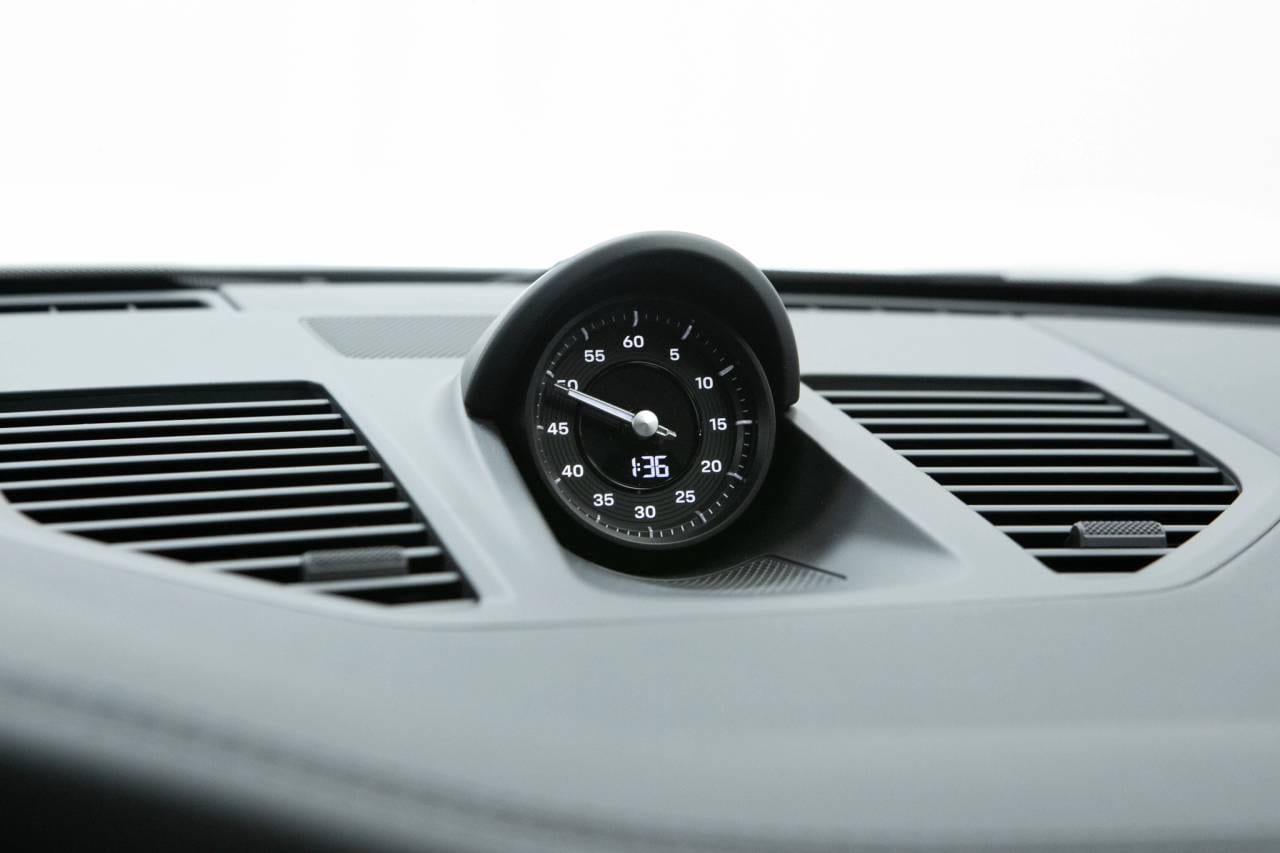 Thumbnail: 2026 Porsche 911 - 34