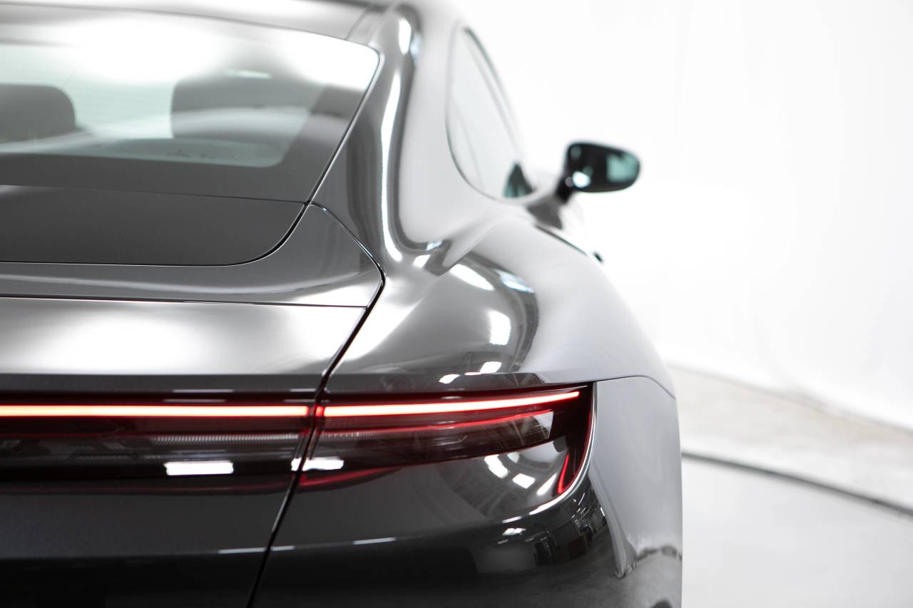 Thumbnail: 2025 Porsche Taycan - 20