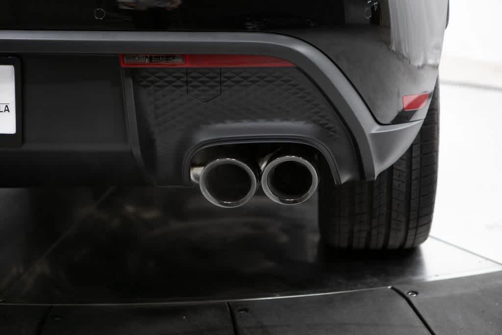 Thumbnail: 2025 Porsche Macan - 38