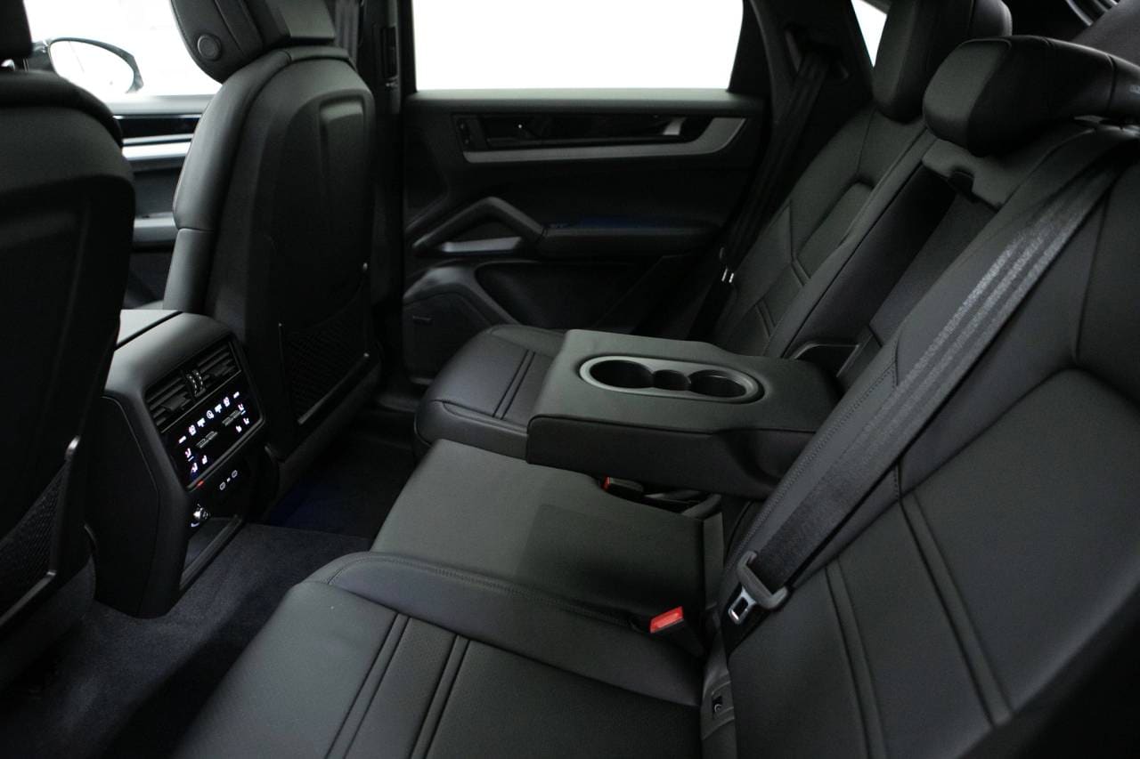 Thumbnail: 2026 Porsche  - 37