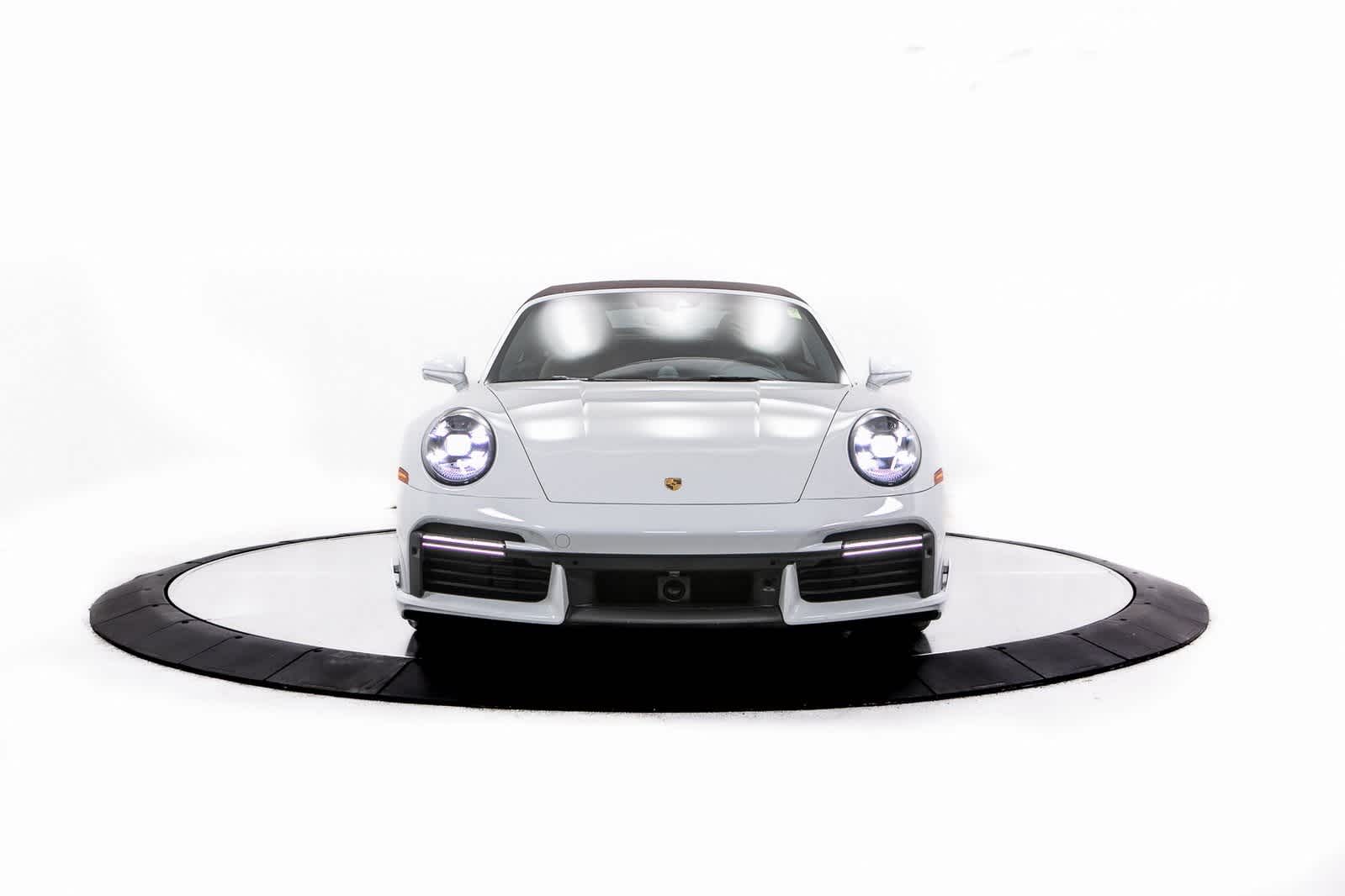 Thumbnail: 2021 Porsche 911 - 10