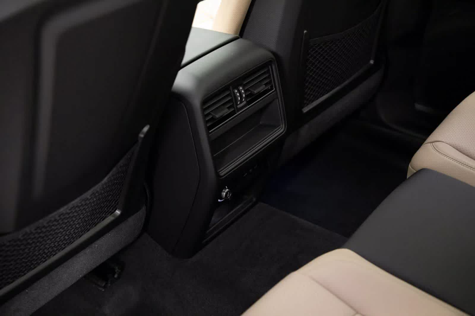 Thumbnail: 2025 Porsche Cayenne - 27