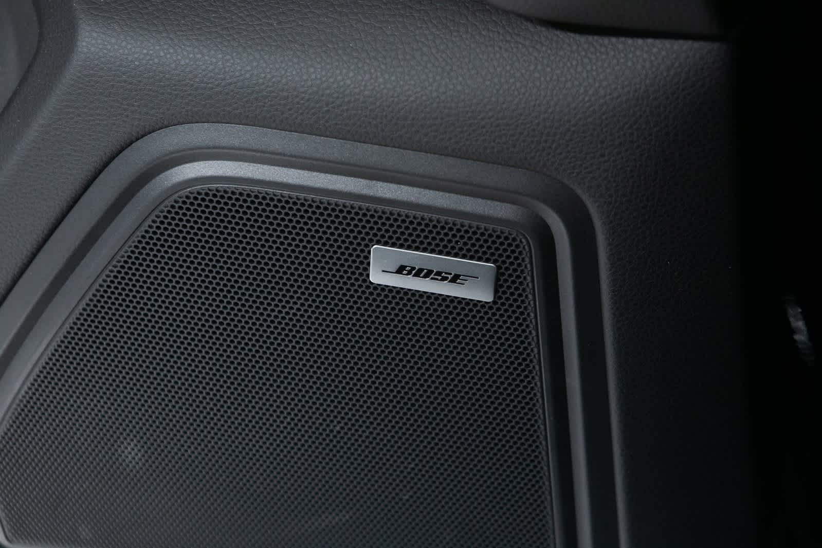 Thumbnail: 2025 Porsche Macan - 27