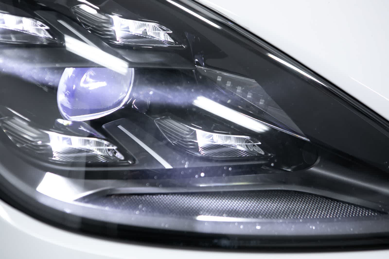 Thumbnail: 2023 Porsche Cayenne - 16