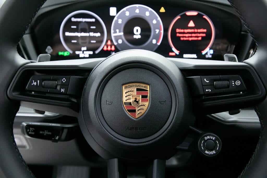 Thumbnail: 2025 Porsche  - 14