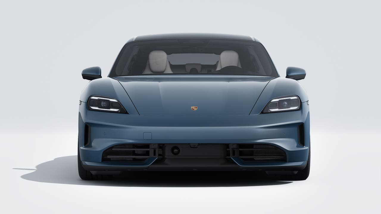 Thumbnail: 2026 Porsche Taycan - 8