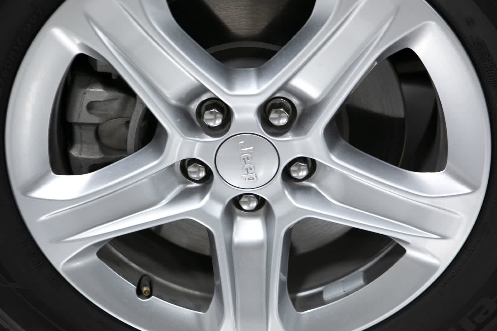 Thumbnail: 2023 Jeep Compass - 11