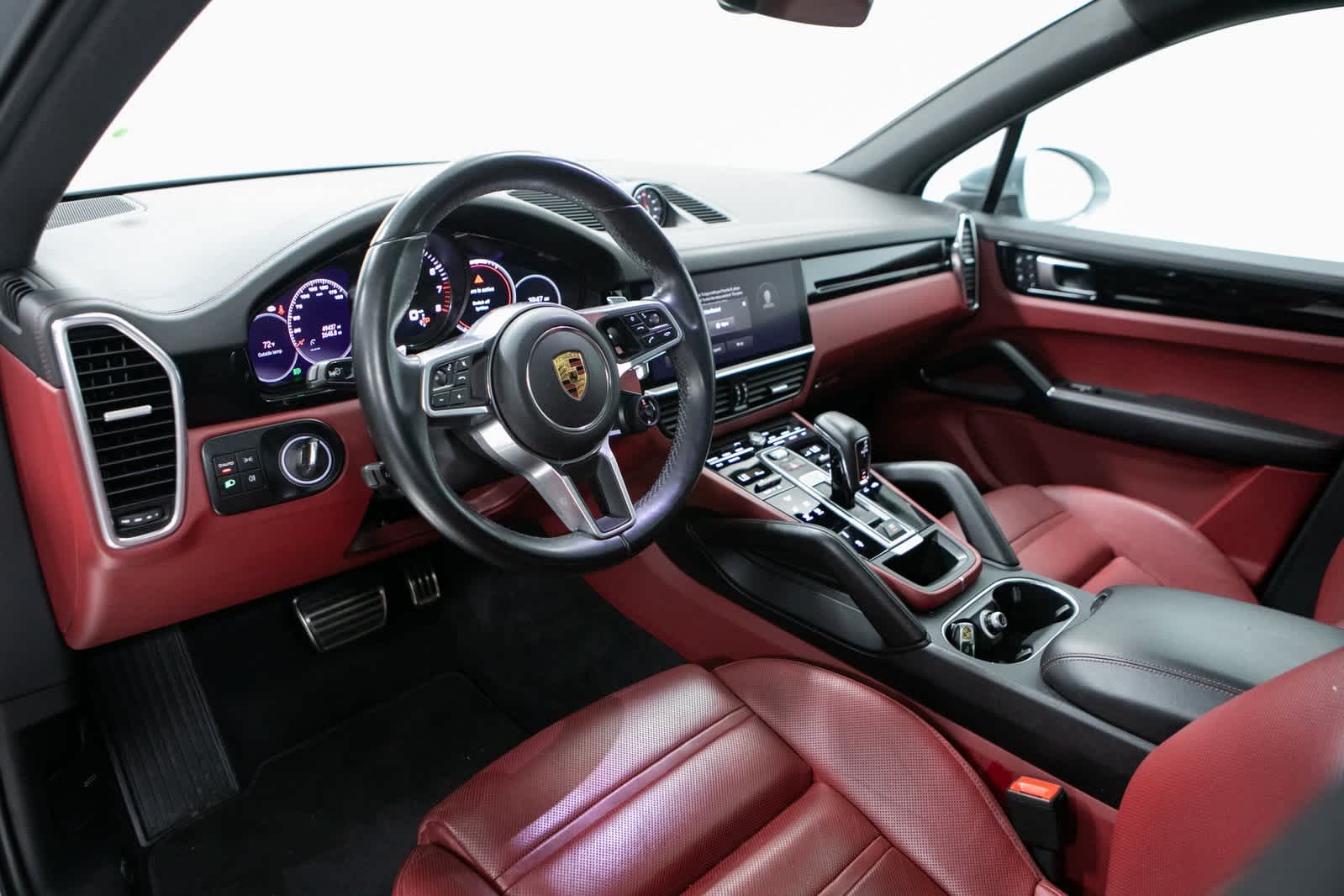 Thumbnail: 2022 Porsche Cayenne - 4