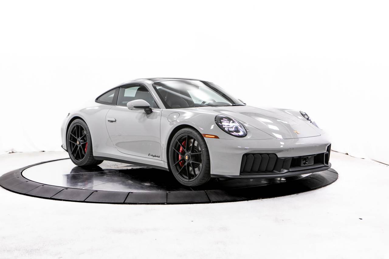 Thumbnail: 2026 Porsche 911 - 9