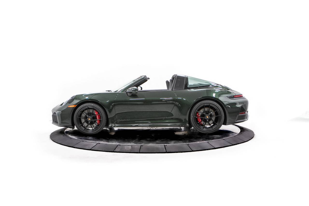 Thumbnail: 2026 Porsche 911 - 2