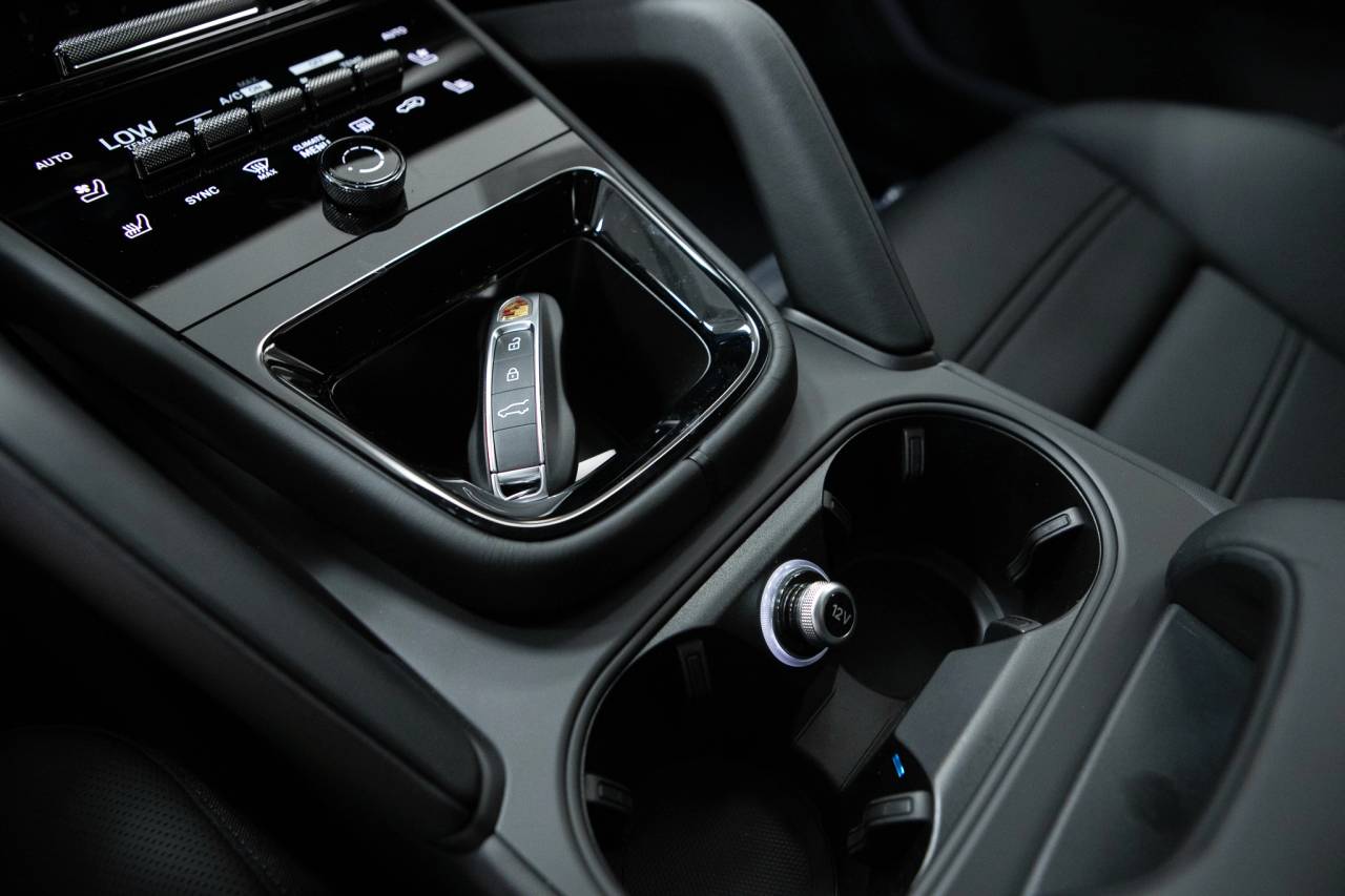 Thumbnail: 2026 Porsche Cayenne - 31