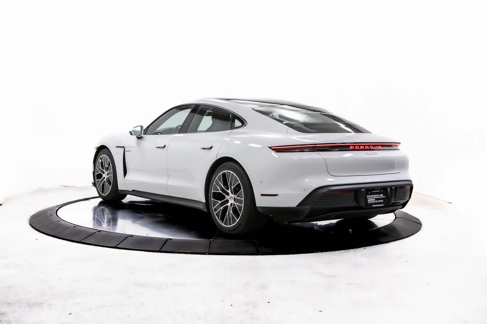 2025 Porsche Taycan Base photo 3