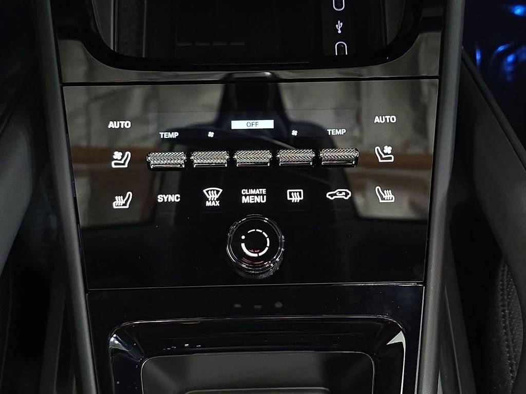 Thumbnail: 2026 Porsche Cayenne - 19